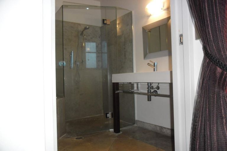 Photo of property in 1d The Crescent, Roseneath, Wellington, 6011