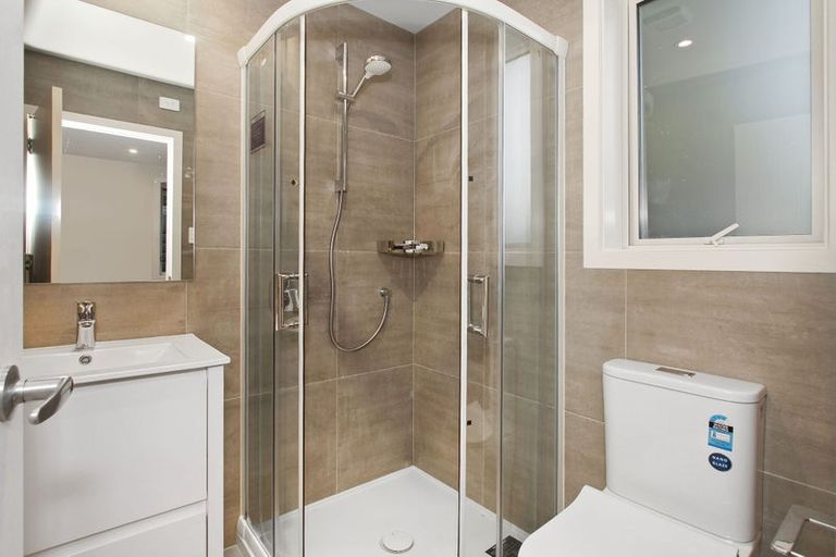 Photo of property in 60a Dominion Street, Takapuna, Auckland, 0622