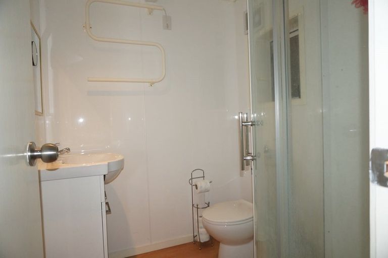 Photo of property in 28 Rotoiti Avenue, Pakuranga Heights, Auckland, 2010