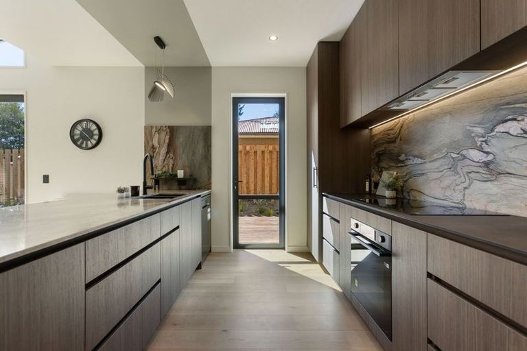 Photo of property in 1/61 Eely Point Road, Wanaka, 9305