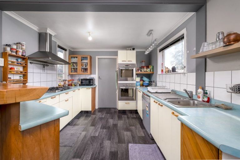 Photo of property in 28 Parsonage Road, Waimate, 7924