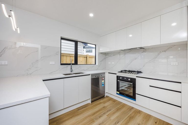 Photo of property in 14b Friesian Drive, Mangere, Auckland, 2022