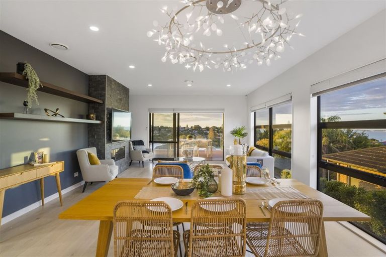 Photo of property in 102b Mellons Bay Road, Mellons Bay, Auckland, 2014