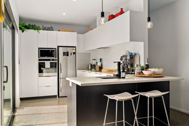 Photo of property in 60 Cunninghams Drive, Jacks Point, Queenstown, 9371