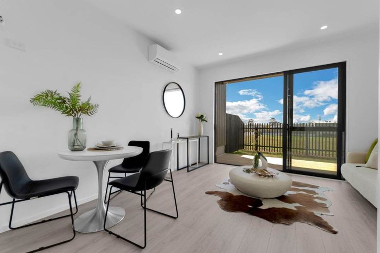 Photo of property in 14/17 Barneys Farm Road, Clendon Park, Auckland, 2103