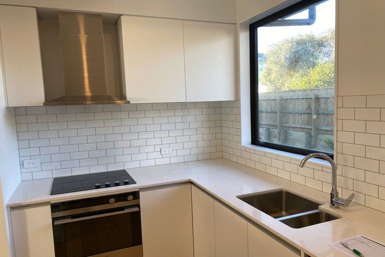 Photo of property in 30 Palm Grove, Berhampore, Wellington, 6023