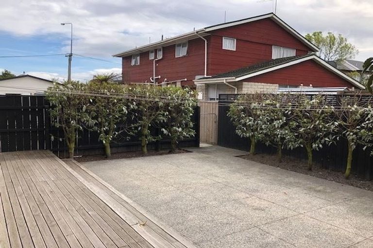 Photo of property in 79 Kahu Road, Fendalton, Christchurch, 8041