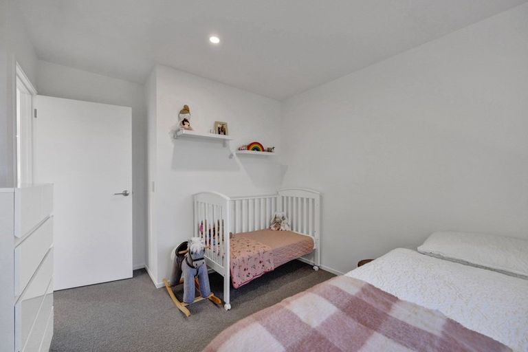 Photo of property in 27 Horoatua Street, Bell Block, New Plymouth, 4312