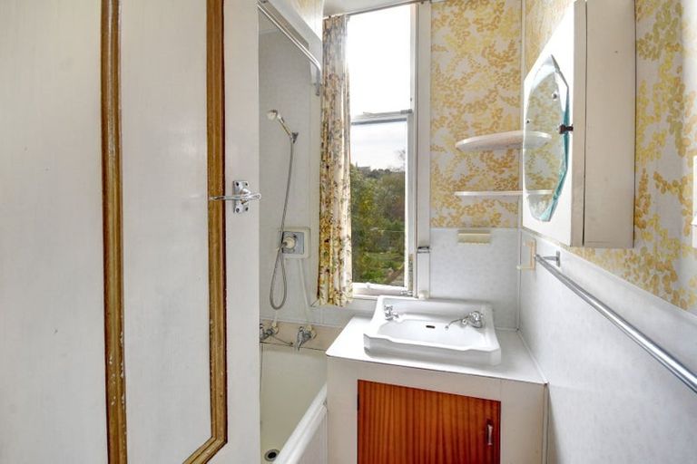 Photo of property in 18 Galloway Street, Mornington, Dunedin, 9011