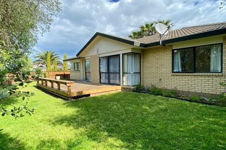 Photo of property in 43 Athena Grove, Papamoa Beach, Papamoa, 3118