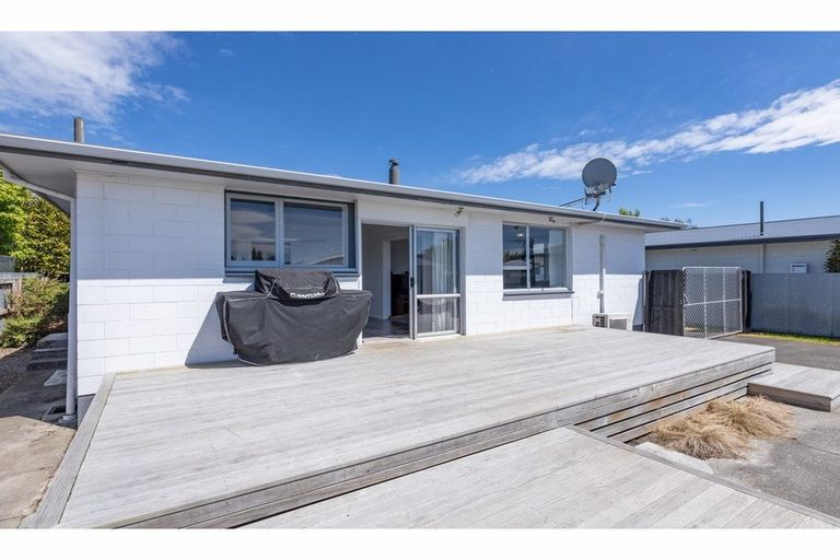 Photo of property in 6 Bush Street, Rangiora, 7400