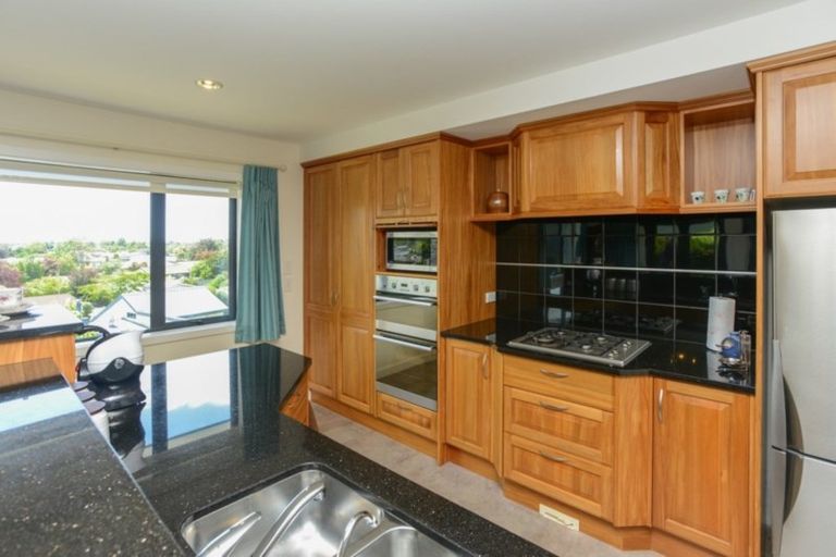 Photo of property in 75 Hetley Crescent, Taradale, Napier, 4112