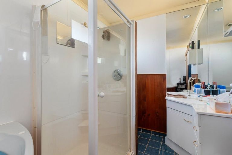 Photo of property in 13 Deller Drive, Carterton, 5713