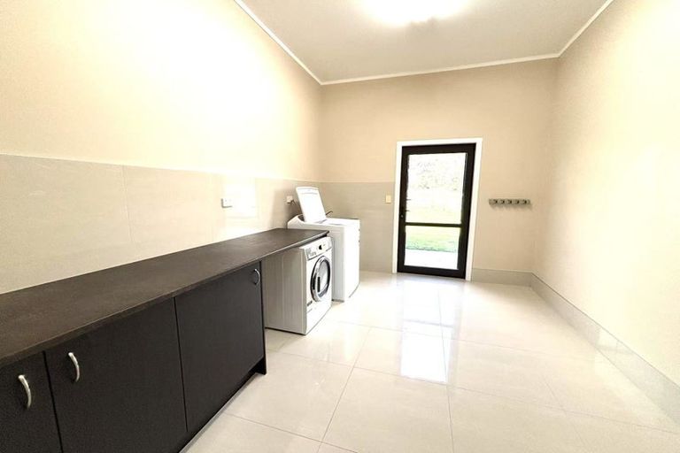 Photo of property in 76 Galloway Road, Karaka, Papakura, 2580