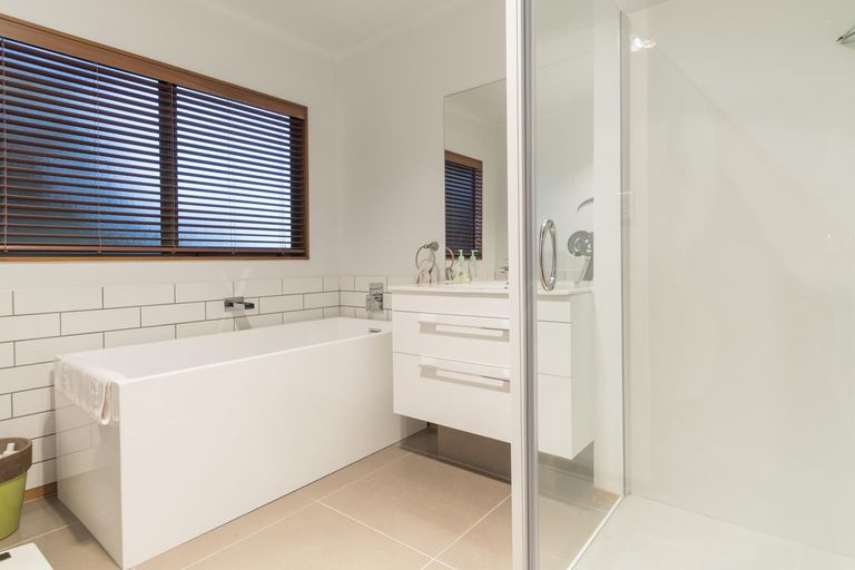 Photo of property in 12 Summerhaven Place, Ohauiti, Tauranga, 3112