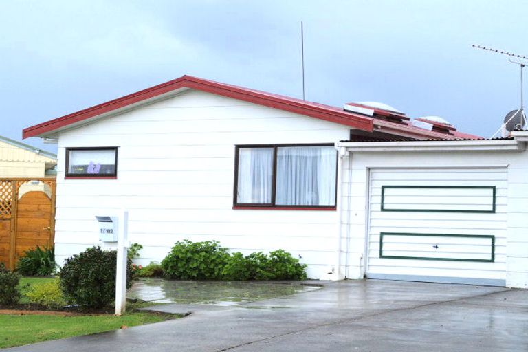 Photo of property in 1/102 Elliot Street, Howick, Auckland, 2014