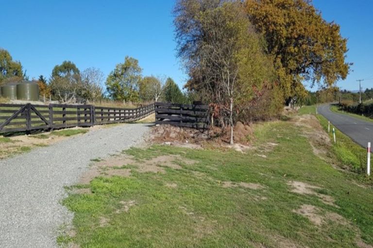 Photo of property in 281 Spur Road, Stillwater, Silverdale, 0993