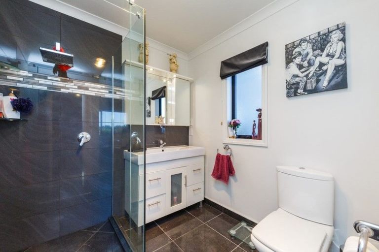 Photo of property in 289b Tutaki Road, Kelvin Grove, Palmerston North, 4470