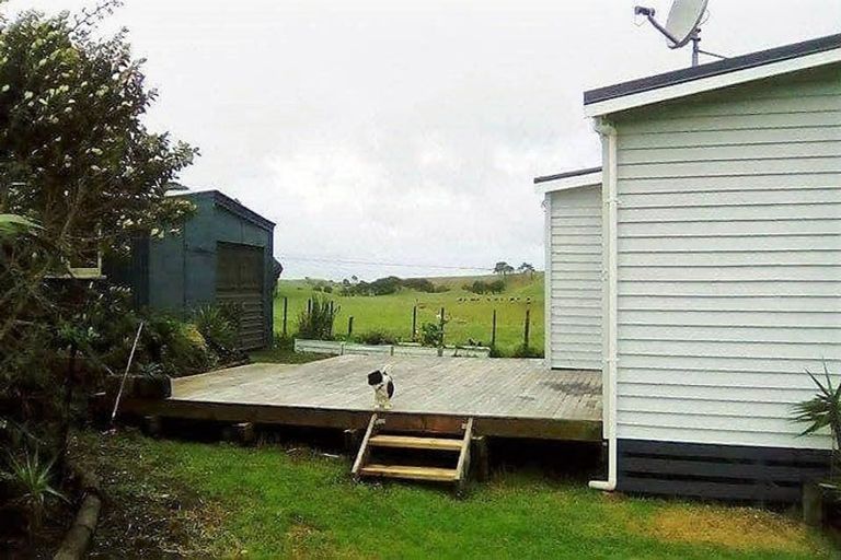 Photo of property in 112 Robertson Road, Otaua, Waiuku, 2682