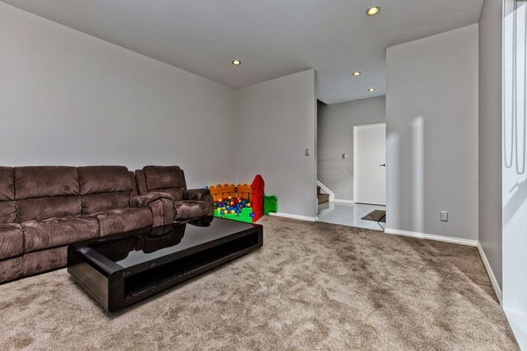 Photo of property in 28b Bannings Way, Hobsonville, Auckland, 0618