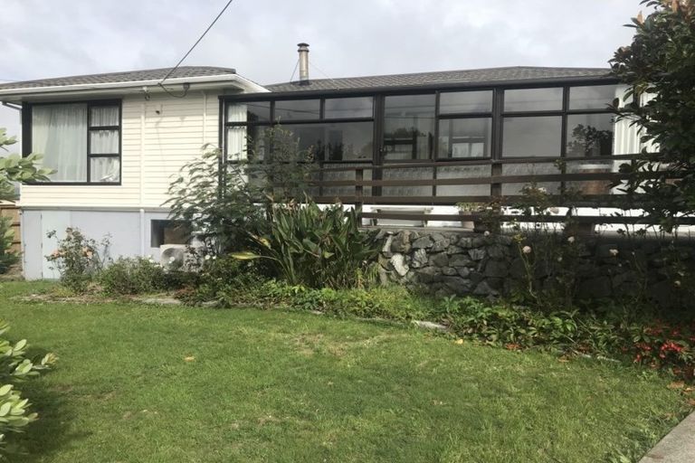 Photo of property in 131 Dimock Street, Titahi Bay, Porirua, 5022