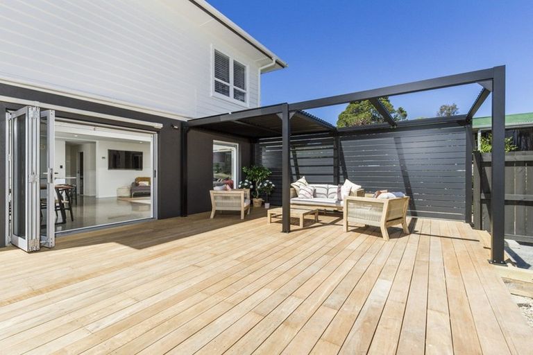 Photo of property in 140 Deep Creek Road, Torbay, Auckland, 0630