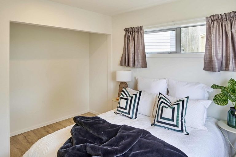 Photo of property in 11 Alexandra Road, Roseneath, Wellington, 6021