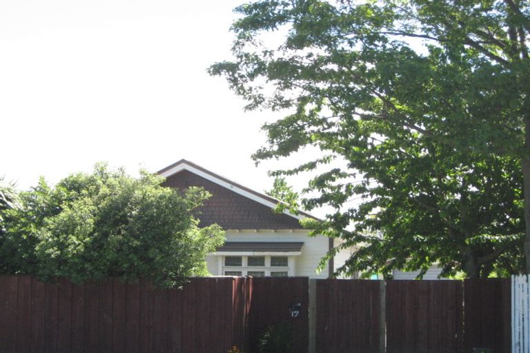 Photo of property in 17 North Parade, Richmond, Christchurch, 8013