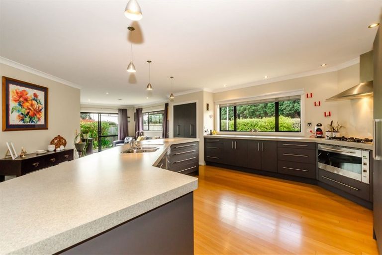 Photo of property in 34 Gandalf Crescent, Paraparaumu, 5032
