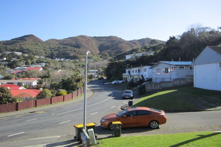 Photo of property in 2/10 Thurleigh Grove, Karori, Wellington, 6012