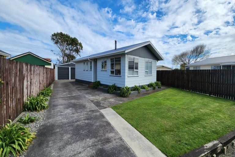 Photo of property in 37 Sunnyvale Street, Bell Block, New Plymouth, 4312