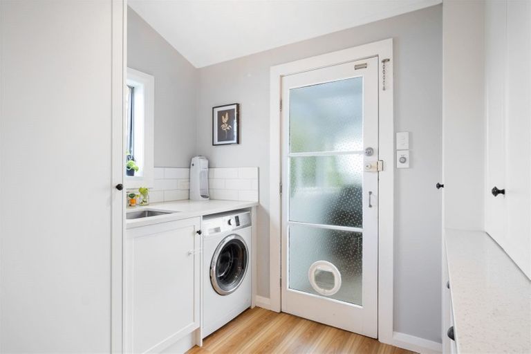 Photo of property in 31 Hillcrest Road, Papatoetoe, Auckland, 2025