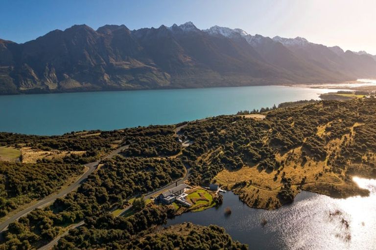 Photo of property in Wyuna, 118 Wyuna Rise, Glenorchy, 9372