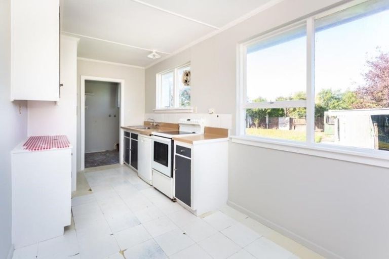 Photo of property in 16 Carston Street, Leeston, 7632
