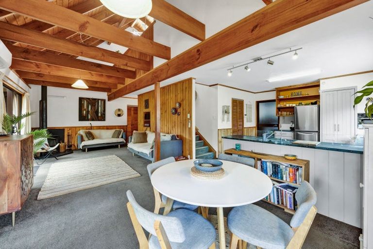 Photo of property in 20 Heaphy Street, Westown, New Plymouth, 4310