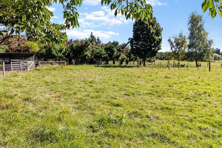 Photo of property in 72 Parsonage Road, Waimate, 7978