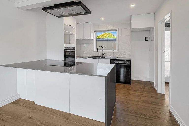Photo of property in 2/20 Rosewarne Street, Spreydon, Christchurch, 8024