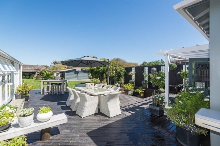 Photo of property in 4 Marine Parade, North New Brighton, Christchurch, 8083