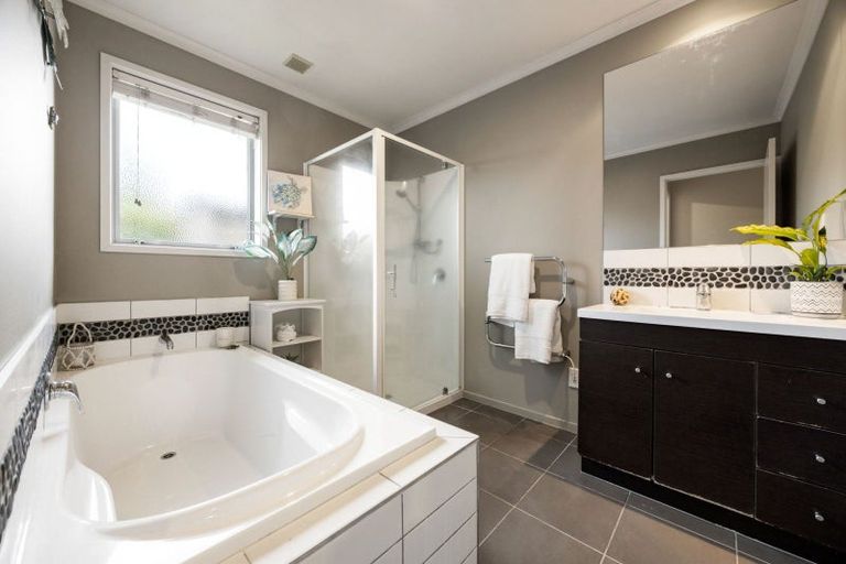 Photo of property in 22 Santiago Place, Flagstaff, Hamilton, 3210