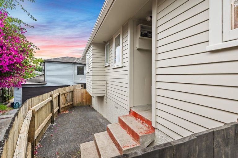 Photo of property in 97 Metcalfe Road, Ranui, Auckland, 0612