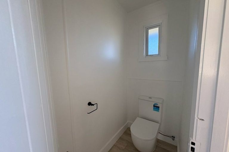 Photo of property in 2 Jessie Street, Parahaki, Whangarei, 0112