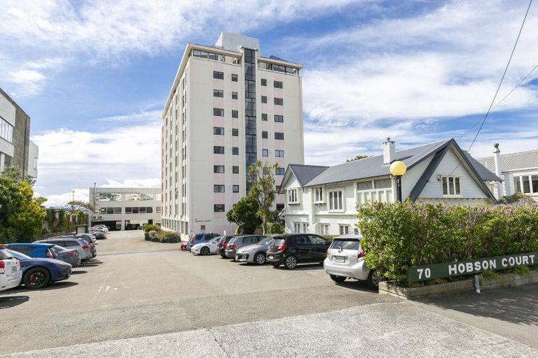 Photo of property in Hobson Court Flats, 11/70 Hobson Street, Thorndon, Wellington, 6011