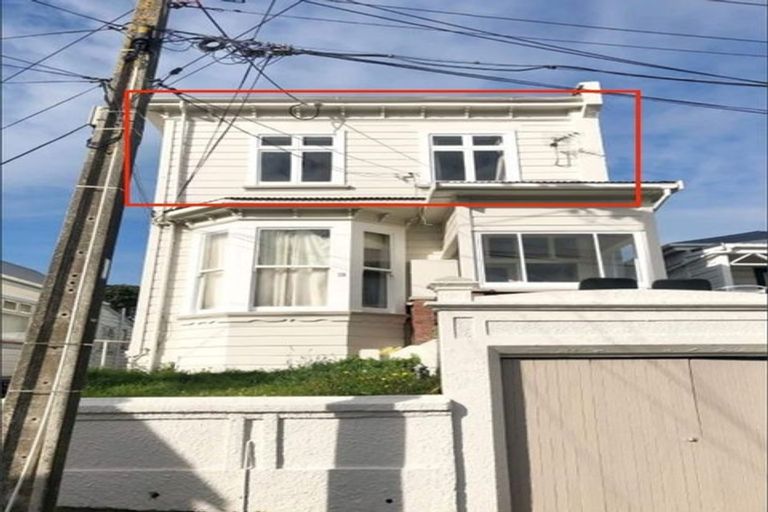 Photo of property in 16 Glendavar Street, Berhampore, Wellington, 6023