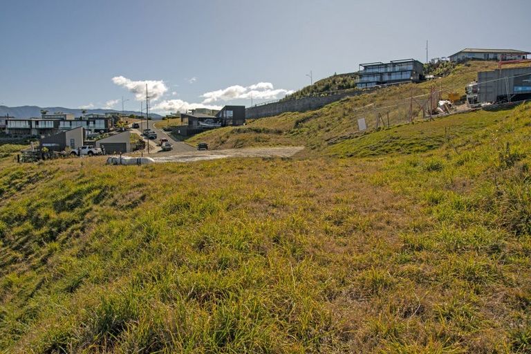 Photo of property in 15 Fairburn Place, Kaiteriteri, 7197