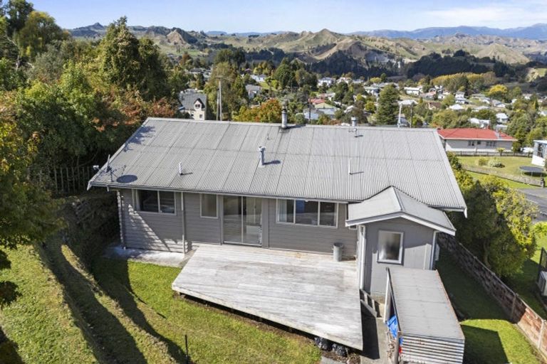 Photo of property in 27 Ruru Road, Taihape, 4720