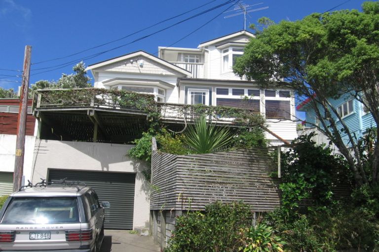 Photo of property in 57 Karepa Street, Brooklyn, Wellington, 6021