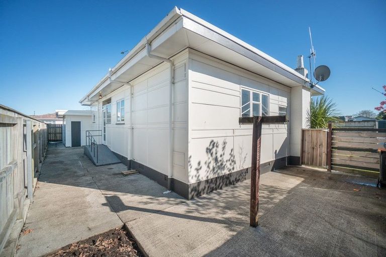 Photo of property in 90 Church Street, West End, Palmerston North, 4412
