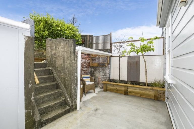 Photo of property in 6 Jeypore Street, Berhampore, Wellington, 6023