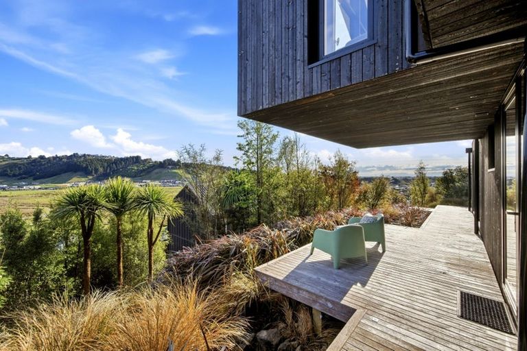 Photo of property in 5 Jahan Lane, Cashmere, Christchurch, 8022