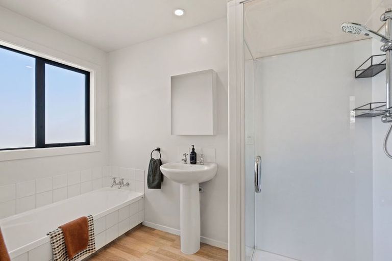 Photo of property in 137 Mcfaddens Road, St Albans, Christchurch, 8052